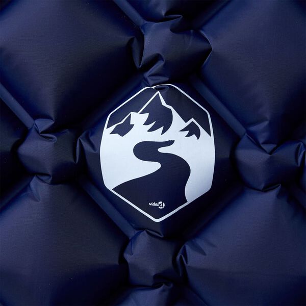 vidaXL T&auml;ytett&auml;v&auml; retkeilypatja laivastonsin. 1 hengelle 190x58x6 cm