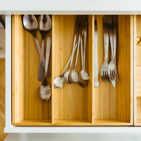 HI Bambuinen ruokailuvälinelaatikko jatkettava