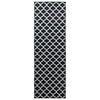 Black_and_white_rhombus_pattern