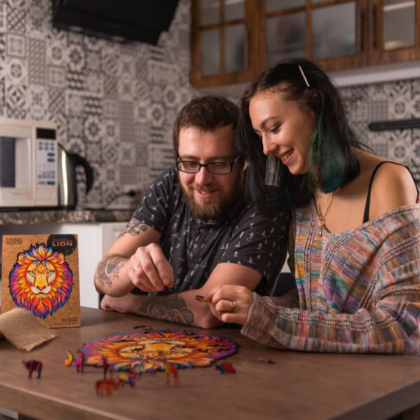 UNIDRAGON Puupalapeli 192 palaa Mysterious Lion keskikoko 24x31 cm